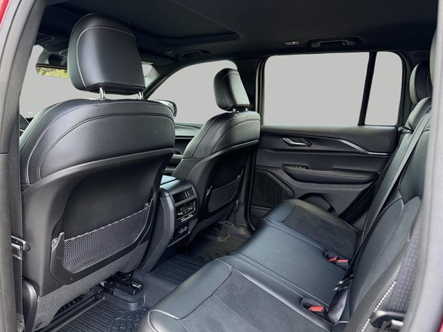 2025 Jeep Grand Cherokee Altitude X 4x4