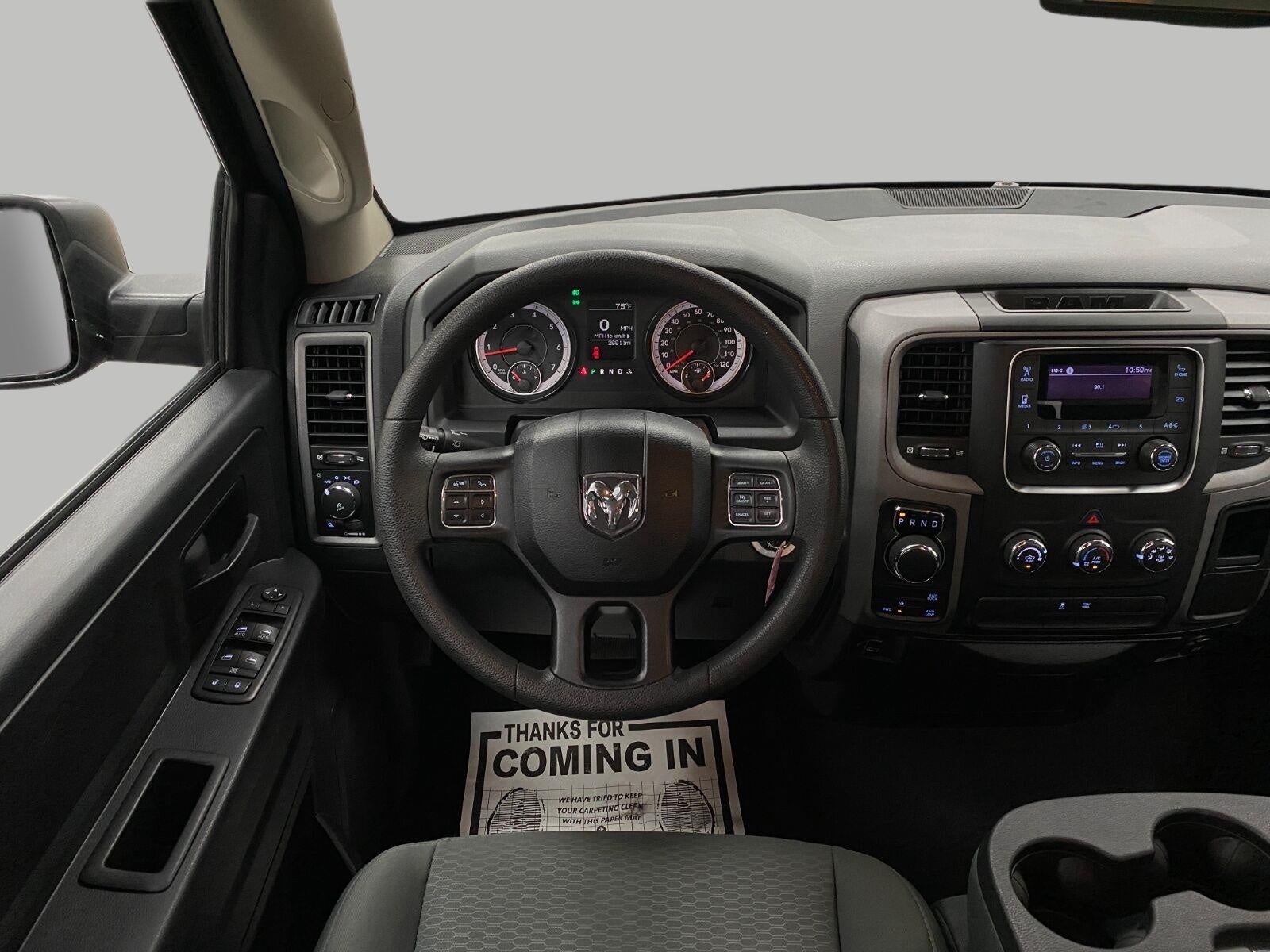 2016 RAM 1500 4WD Quad Cab 140.5 Express