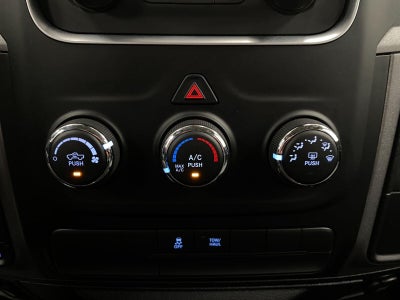 2016 RAM 1500 4WD Quad Cab 140.5 Express