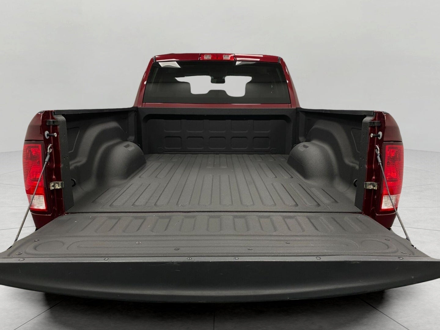 2016 RAM 1500 4WD Quad Cab 140.5 Express