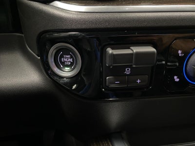 2024 Chevrolet Silverado 1500 4WD Crew Cab 147 RST