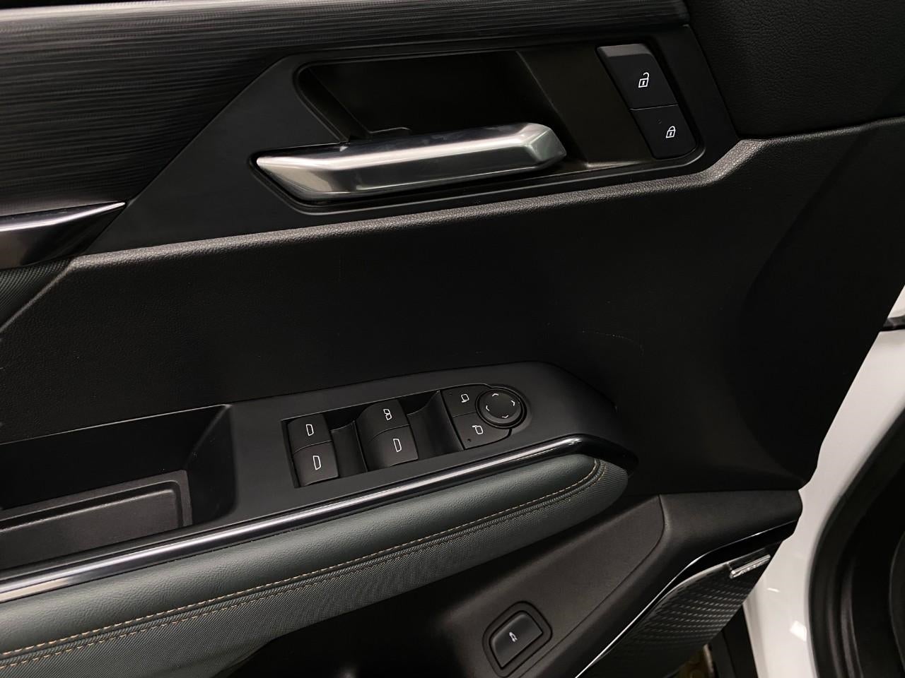 2024 GMC Acadia AWD 4dr AT4