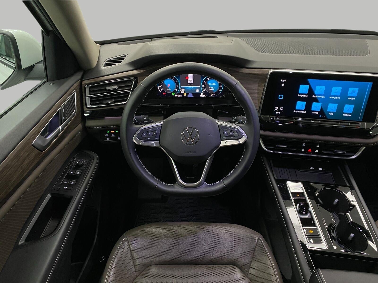 2025 Volkswagen Atlas 2.0T SEL 4MOTION
