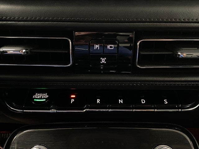 2022 Lincoln Nautilus Reserve FWD