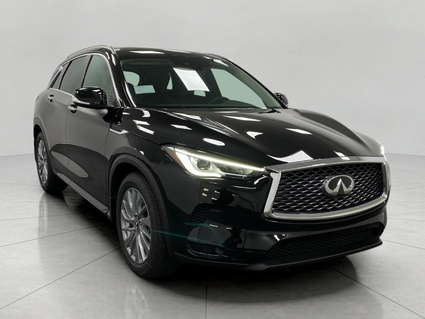 2025 INFINITI QX50 LUXE AWD