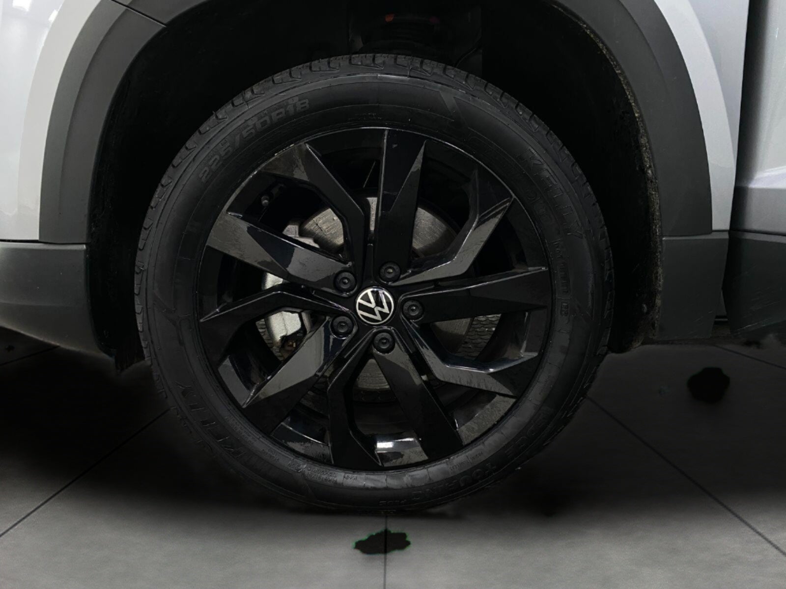 2022 Volkswagen Taos SE 4MOTION