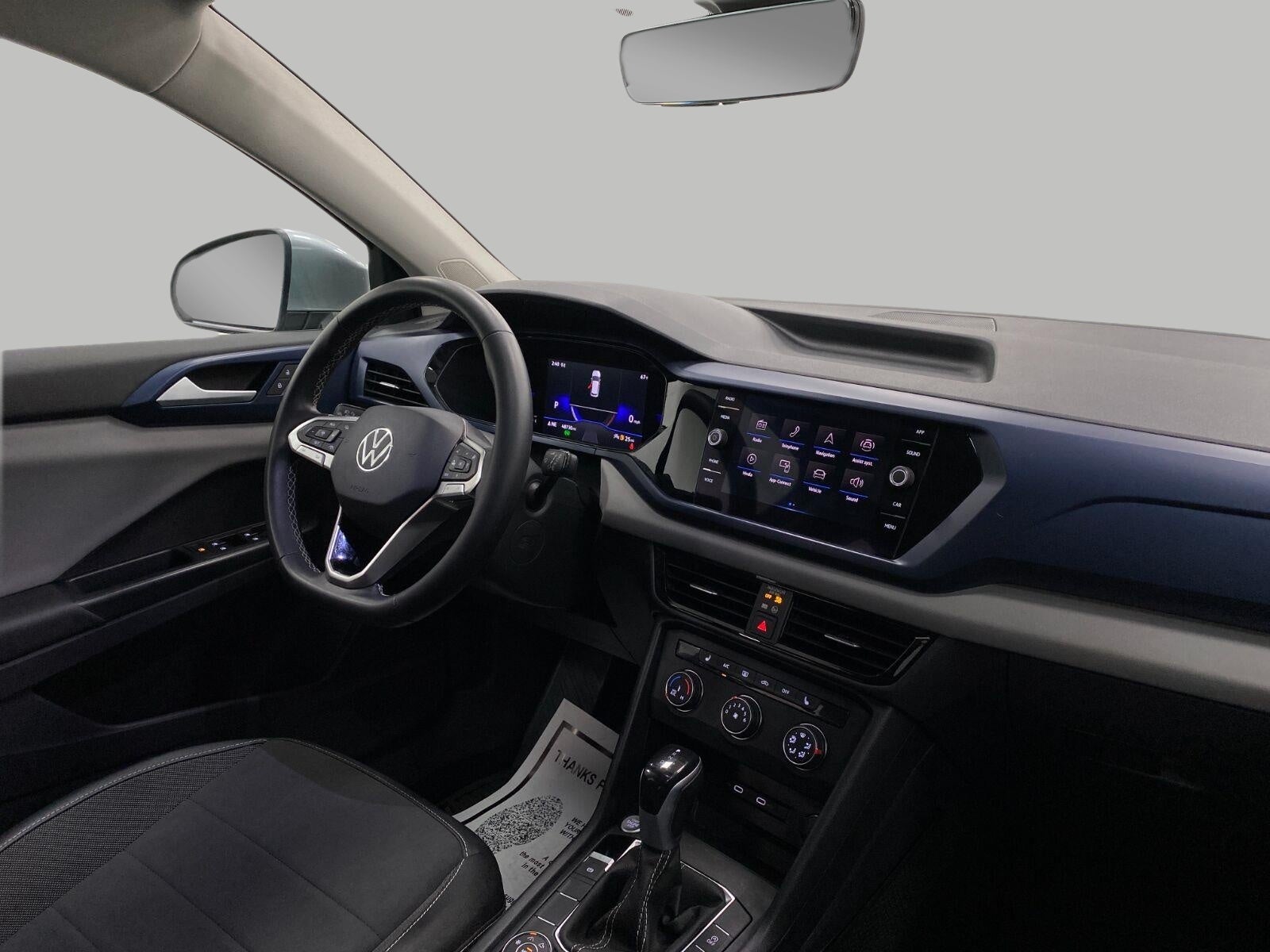 2022 Volkswagen Taos SE 4MOTION