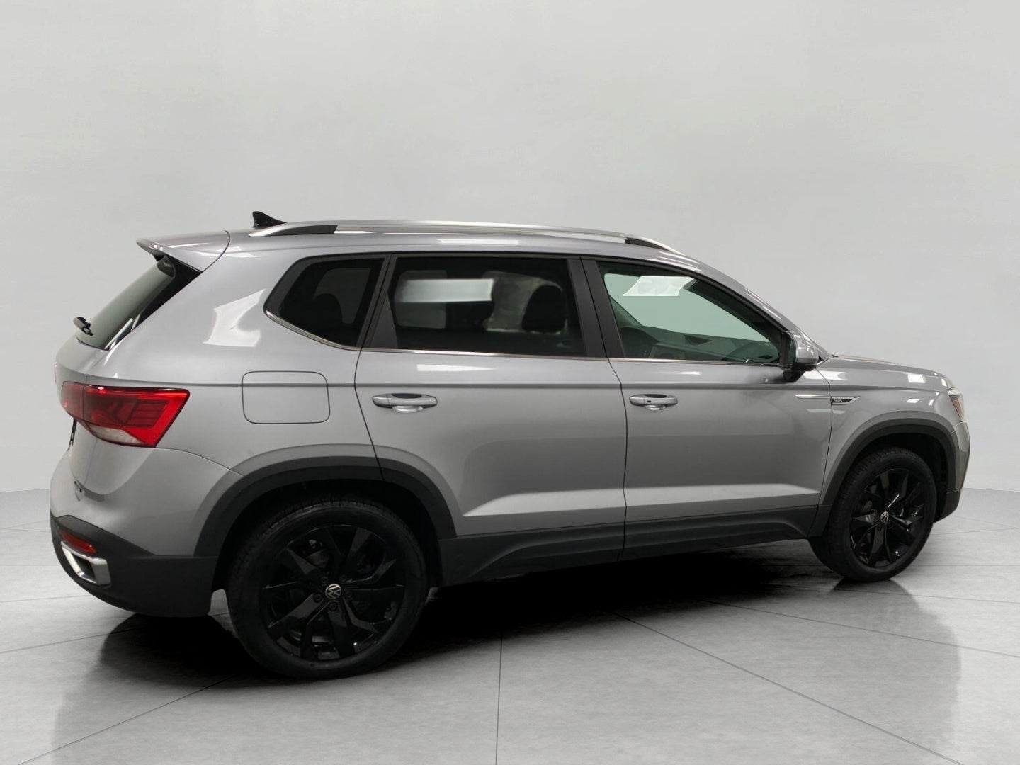 2022 Volkswagen Taos SE 4MOTION