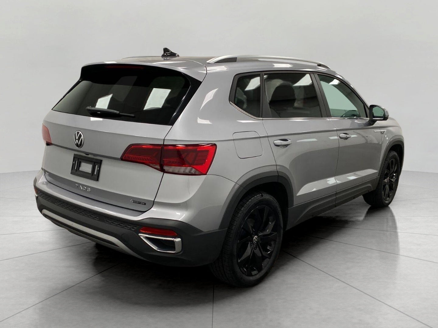 2022 Volkswagen Taos SE 4MOTION