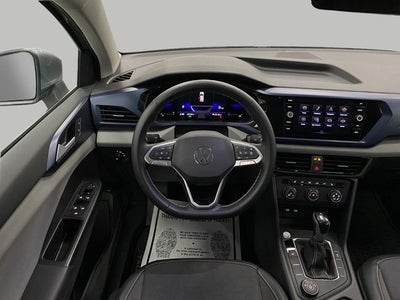 2022 Volkswagen Taos SE 4MOTION