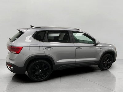 2022 Volkswagen Taos SE 4MOTION
