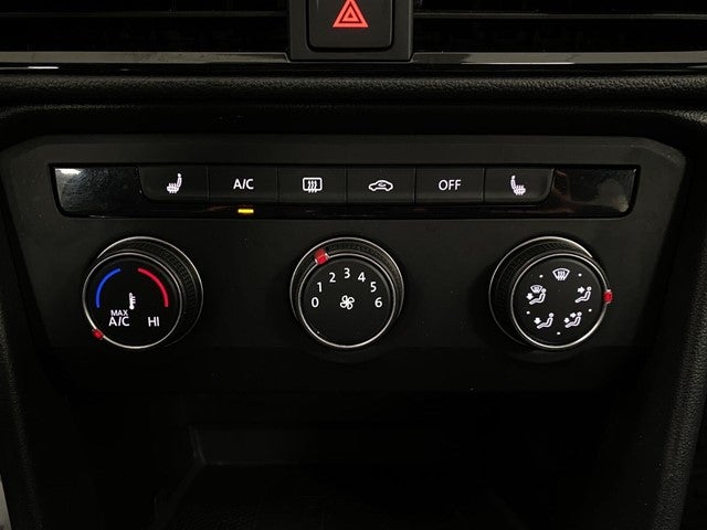 2022 Volkswagen Taos SE 4MOTION