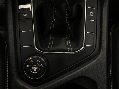 2022 Volkswagen Taos SE 4MOTION