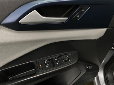 2022 Volkswagen Taos SE 4MOTION