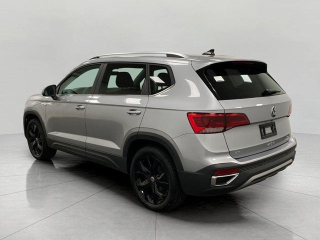 2022 Volkswagen Taos SE 4MOTION