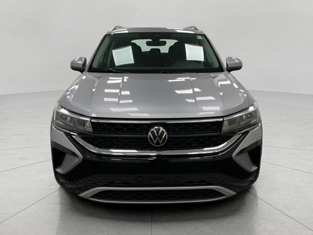 2022 Volkswagen Taos SE 4MOTION