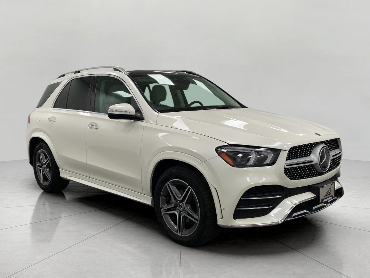2022 Mercedes-Benz GLE GLE 350 4MATIC's photo