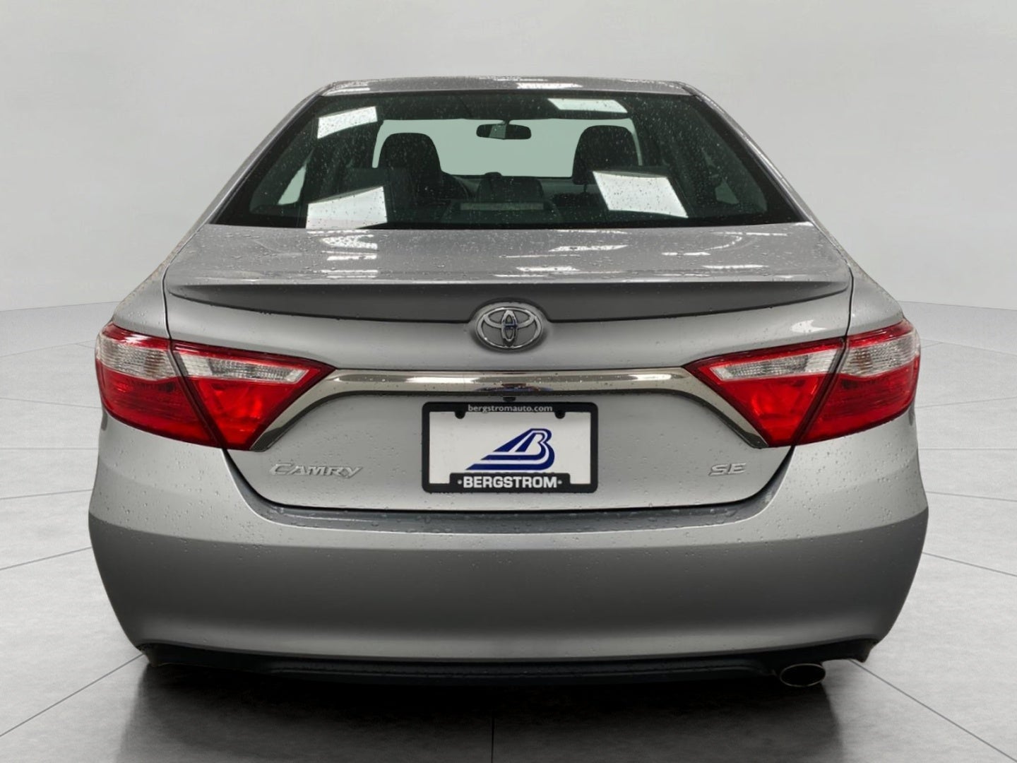 2017 Toyota Camry SE Auto