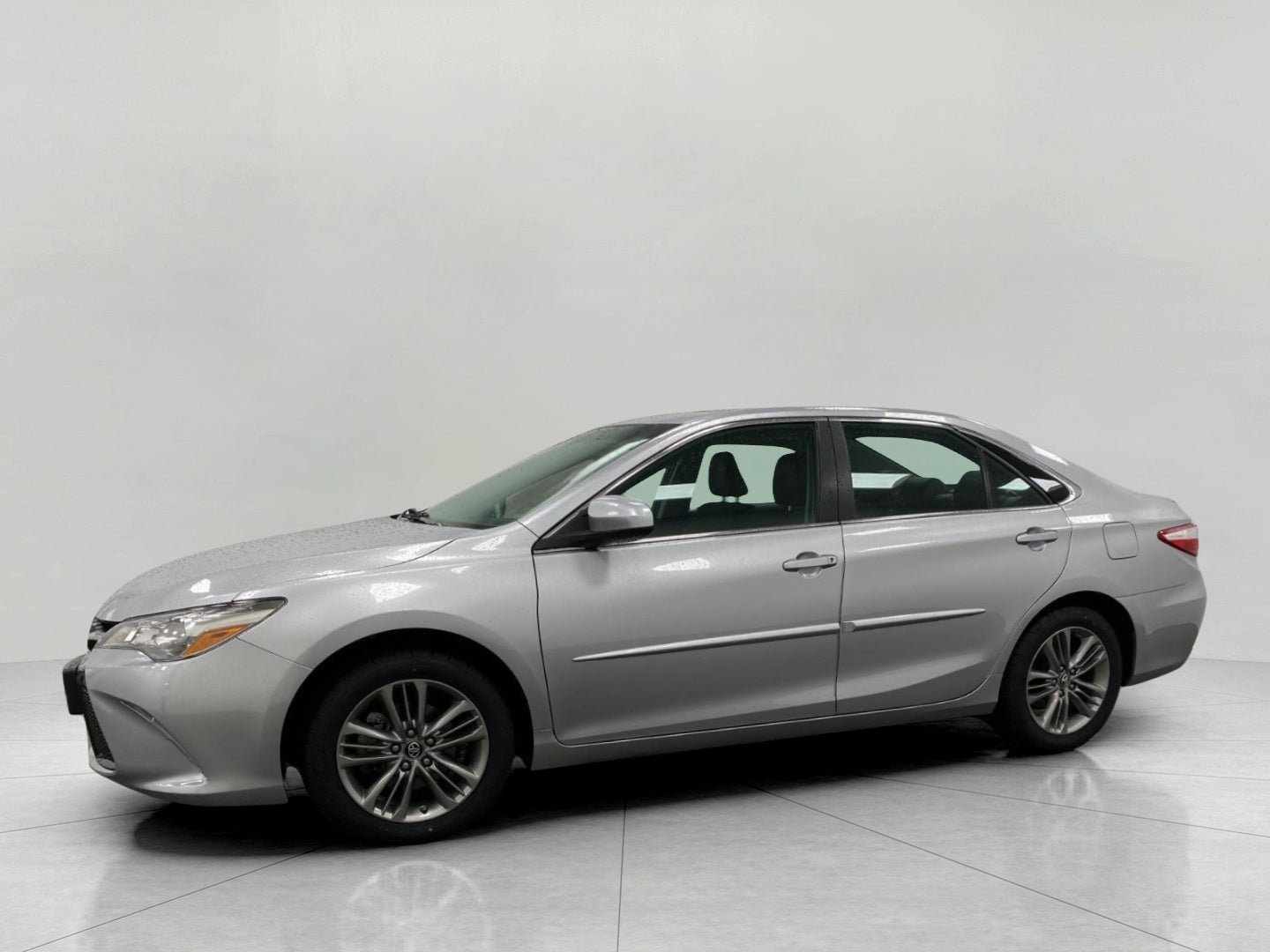 2017 Toyota Camry SE Auto