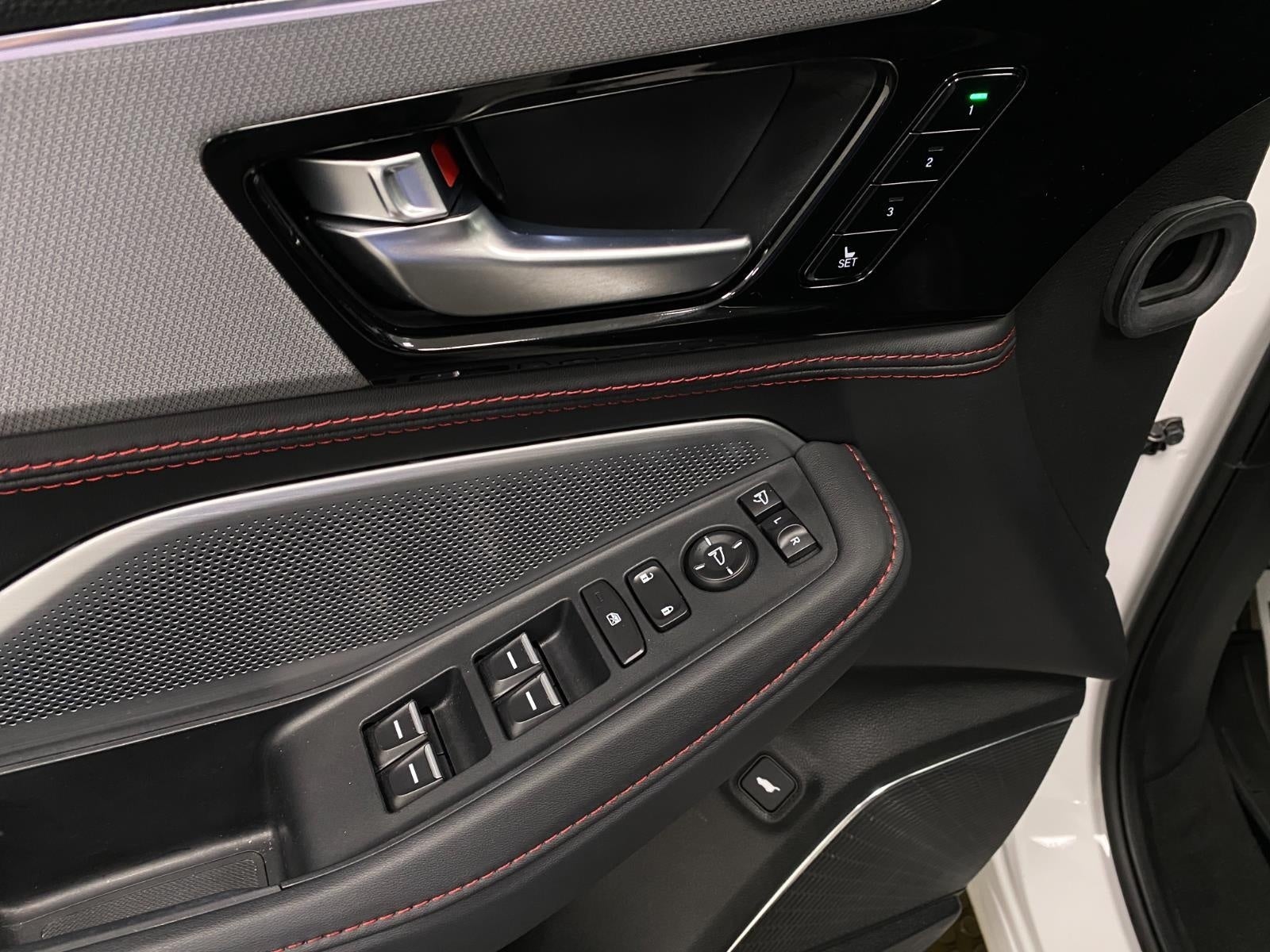 2025 Acura MDX SH-AWD w/A-Spec Package