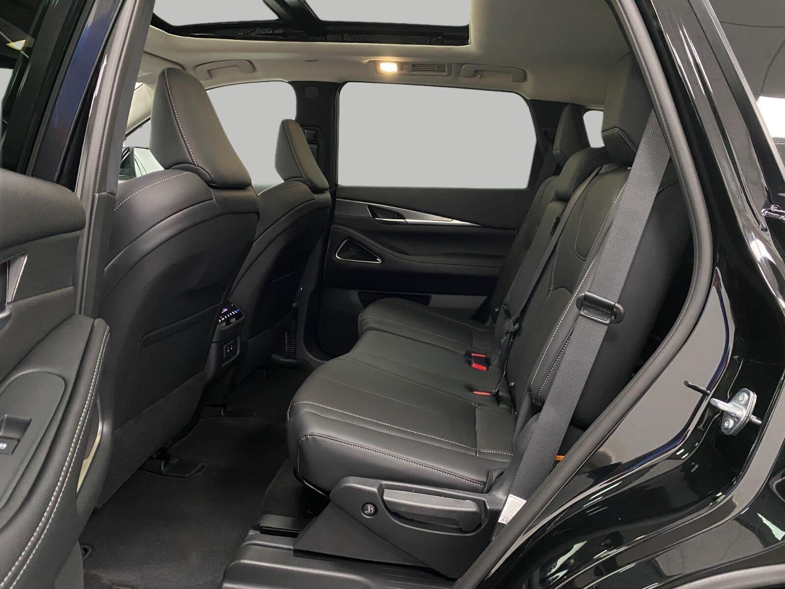 2027 INFINITI QX60 LUXE AWD