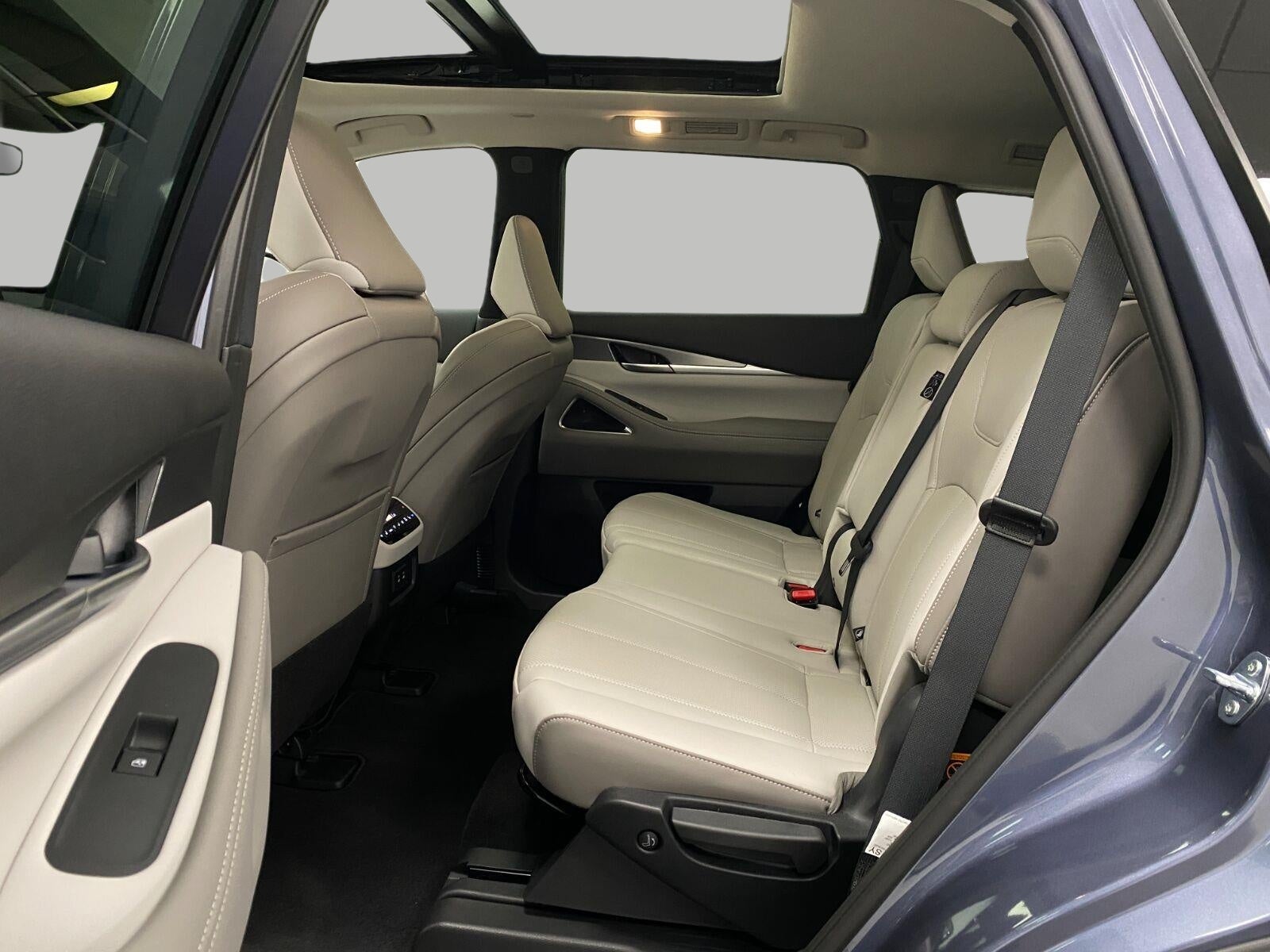 2027 INFINITI QX60 LUXE AWD