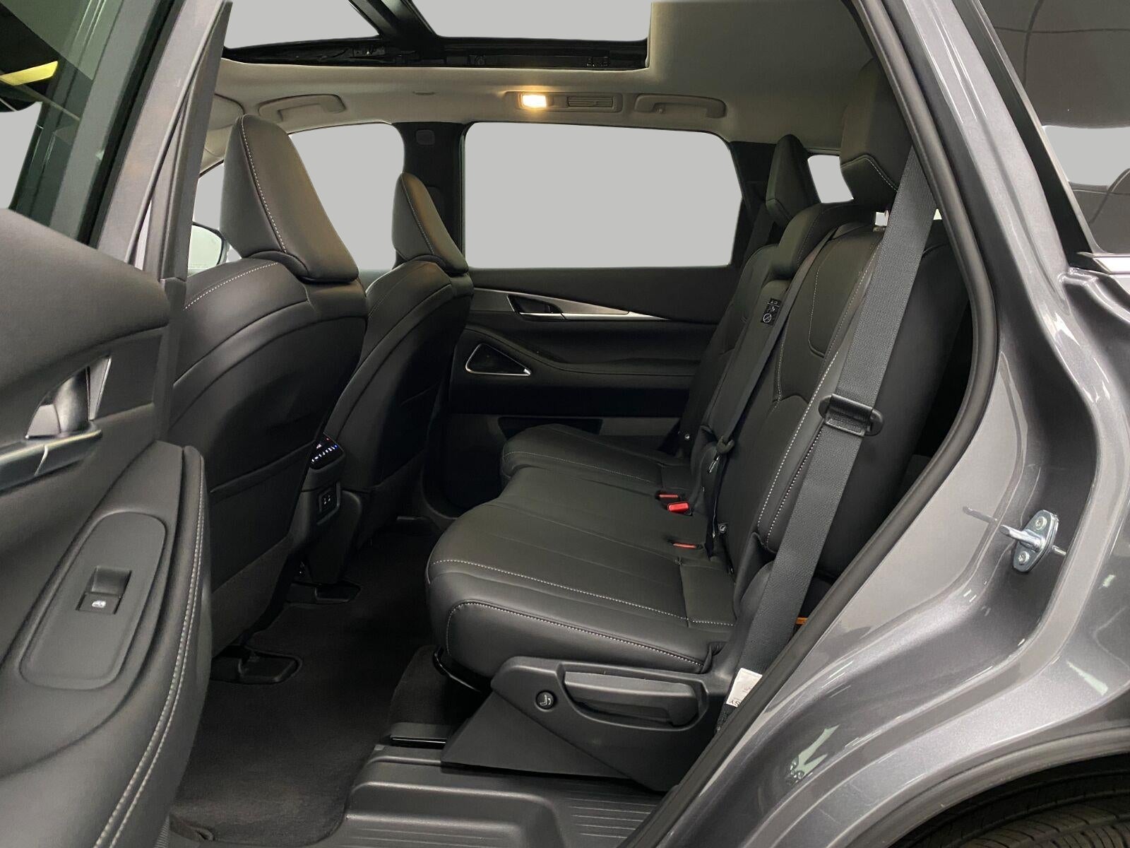 2027 INFINITI QX60 LUXE AWD