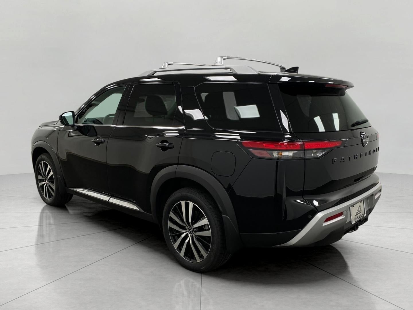 2024 Nissan Pathfinder Platinum 4WD