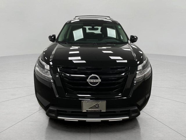2024 Nissan Pathfinder Platinum 4WD