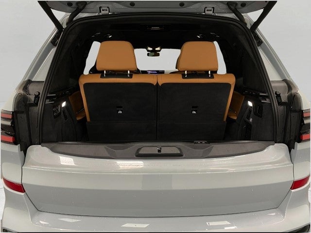 2024 BMW X7 xDrive40i Sports Activity Vehicle