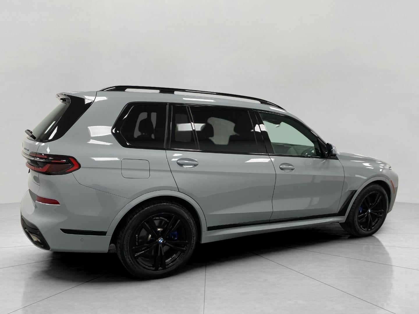 2024 BMW X7 xDrive40i Sports Activity Vehicle