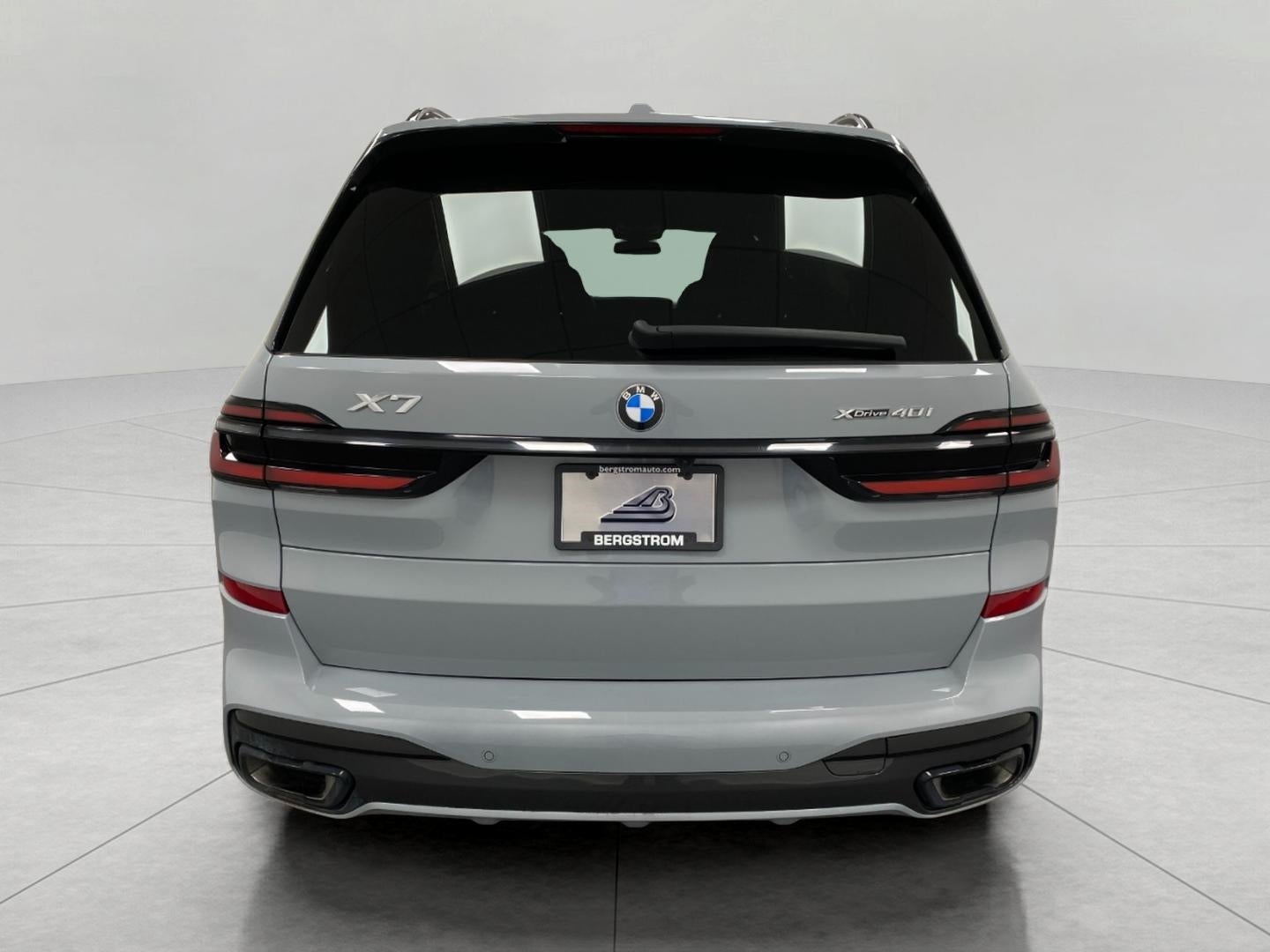 2024 BMW X7 xDrive40i Sports Activity Vehicle