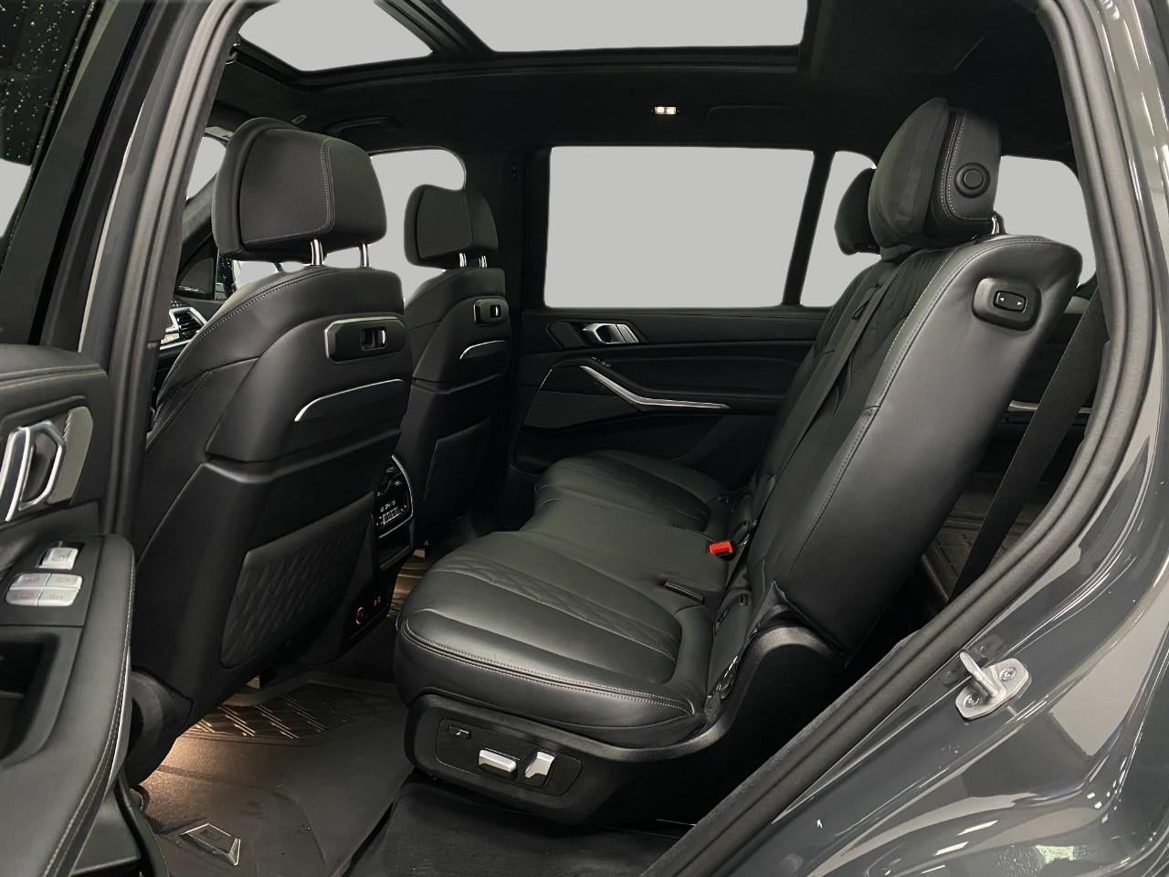 2025 BMW X7 M60i Sports Activity Vehicle