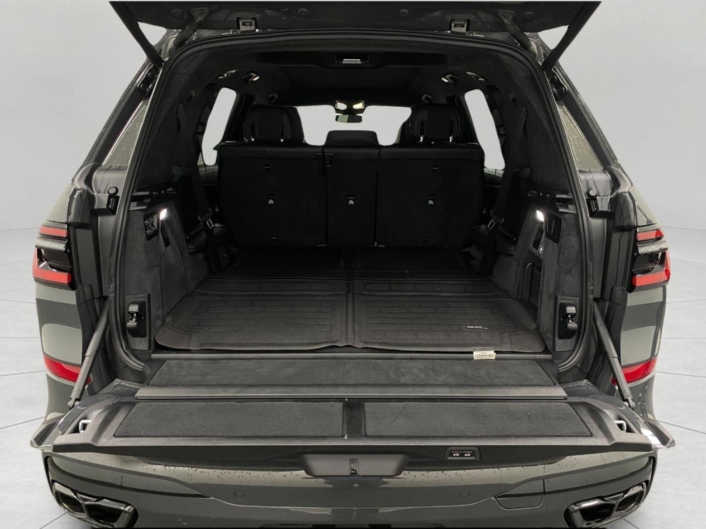 2025 BMW X7 M60i Sports Activity Vehicle