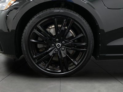 2022 Volvo S60 Recharge Plug-In Hybrid T8 eAWD PHEV Black Edition R-Design Extended Range