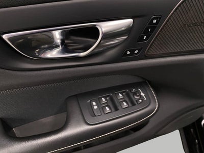 2022 Volvo S60 Recharge Plug-In Hybrid T8 eAWD PHEV Black Edition R-Design Extended Range