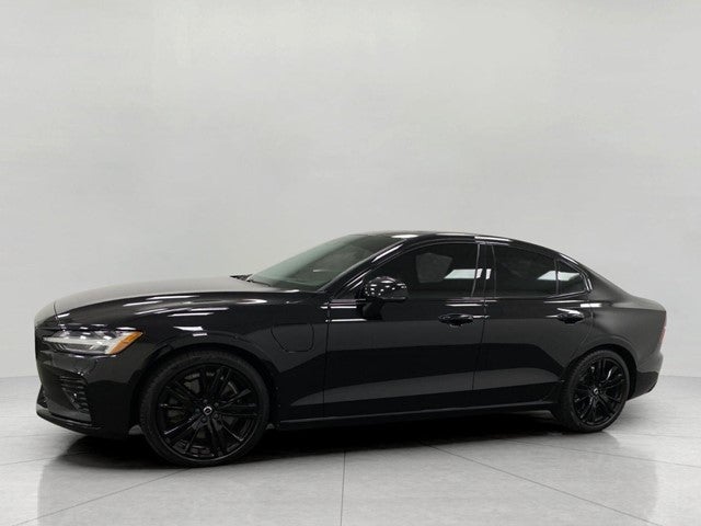 2022 Volvo S60 Recharge Plug-In Hybrid T8 eAWD PHEV Black Edition R-Design Extended Range