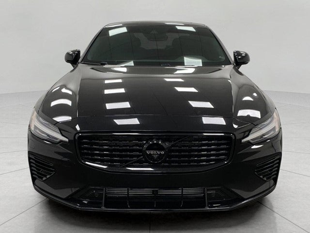 2022 Volvo S60 Recharge Plug-In Hybrid T8 eAWD PHEV Black Edition R-Design Extended Range