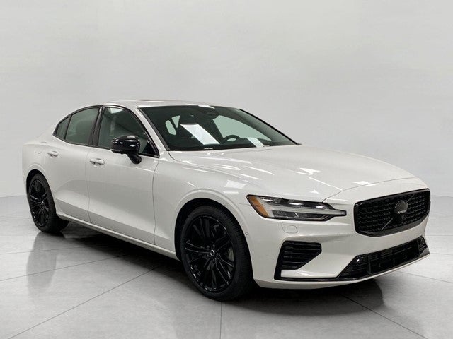 2024 Volvo S60 Recharge Plug-In Hybrid T8 eAWD PHEV Ultimate Black Edition