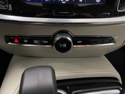 2023 Volvo S60 Recharge Plug-In Hybrid T8 eAWD PHEV Plus Dark Theme