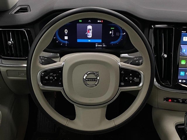 2023 Volvo S60 Recharge Plug-In Hybrid T8 eAWD PHEV Plus Dark Theme