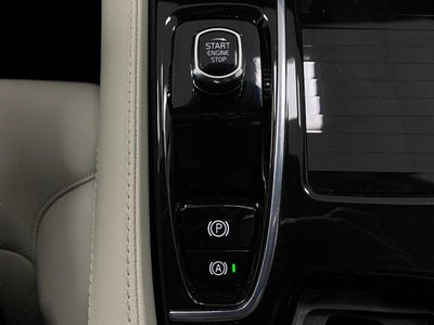 2023 Volvo S60 Recharge Plug-In Hybrid T8 eAWD PHEV Plus Dark Theme