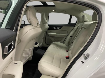 2023 Volvo S60 Recharge Plug-In Hybrid T8 eAWD PHEV Plus Dark Theme