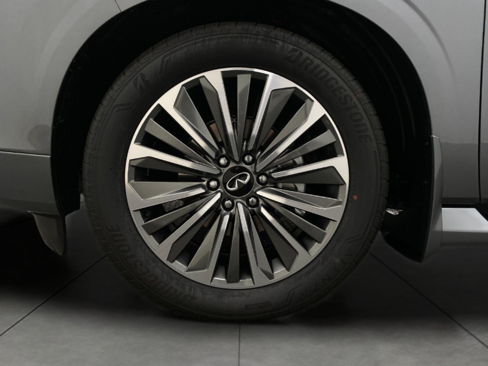2027 INFINITI QX80 LUXE AWD