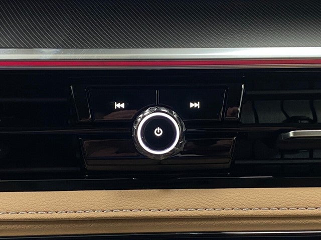 2027 INFINITI QX80 LUXE AWD