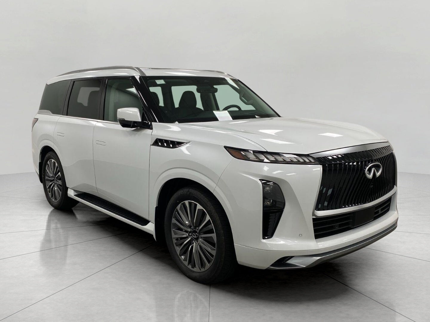 2027 INFINITI QX80 LUXE AWD