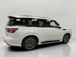 2027 INFINITI QX80 LUXE AWD