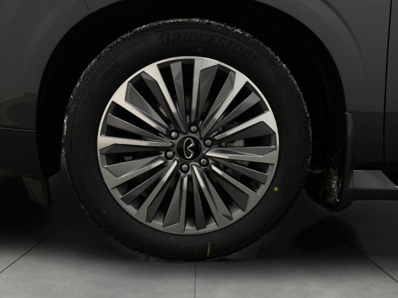 2026 INFINITI QX80 LUXE AWD