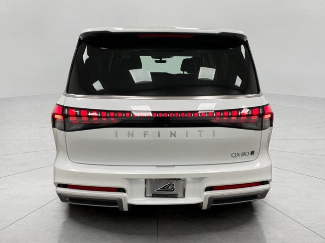 2026 INFINITI QX80 LUXE AWD