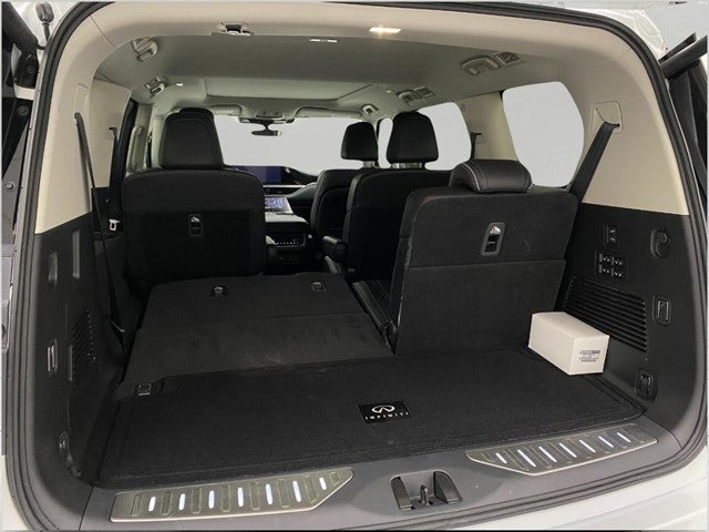 2026 INFINITI QX80 LUXE AWD